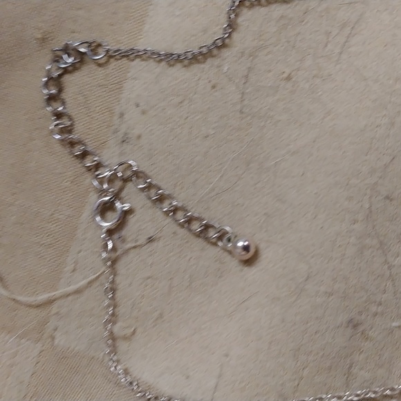 10" "D" necklace - Picture 4 of 4